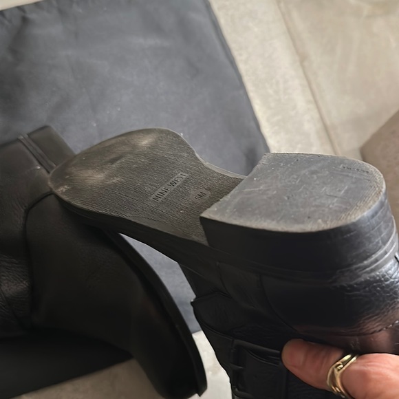 9 West size 5 1/2 leather upper boots - - Picture 5 of 11